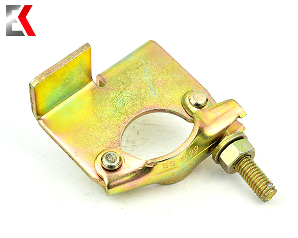 Accoppiatore di mantenimento della scheda pressata