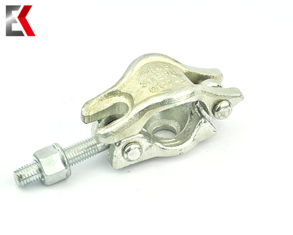 Mezzo giunto girevole 