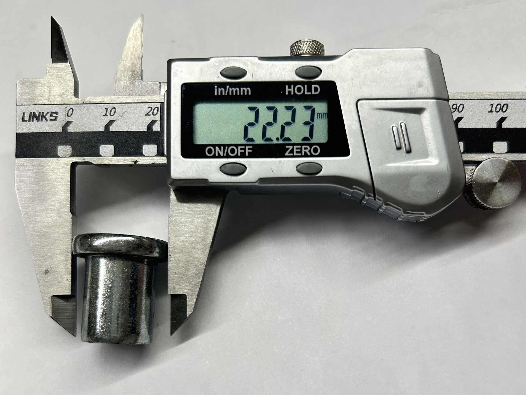 Dimensioni rivetto accoppiatore per ponteggi