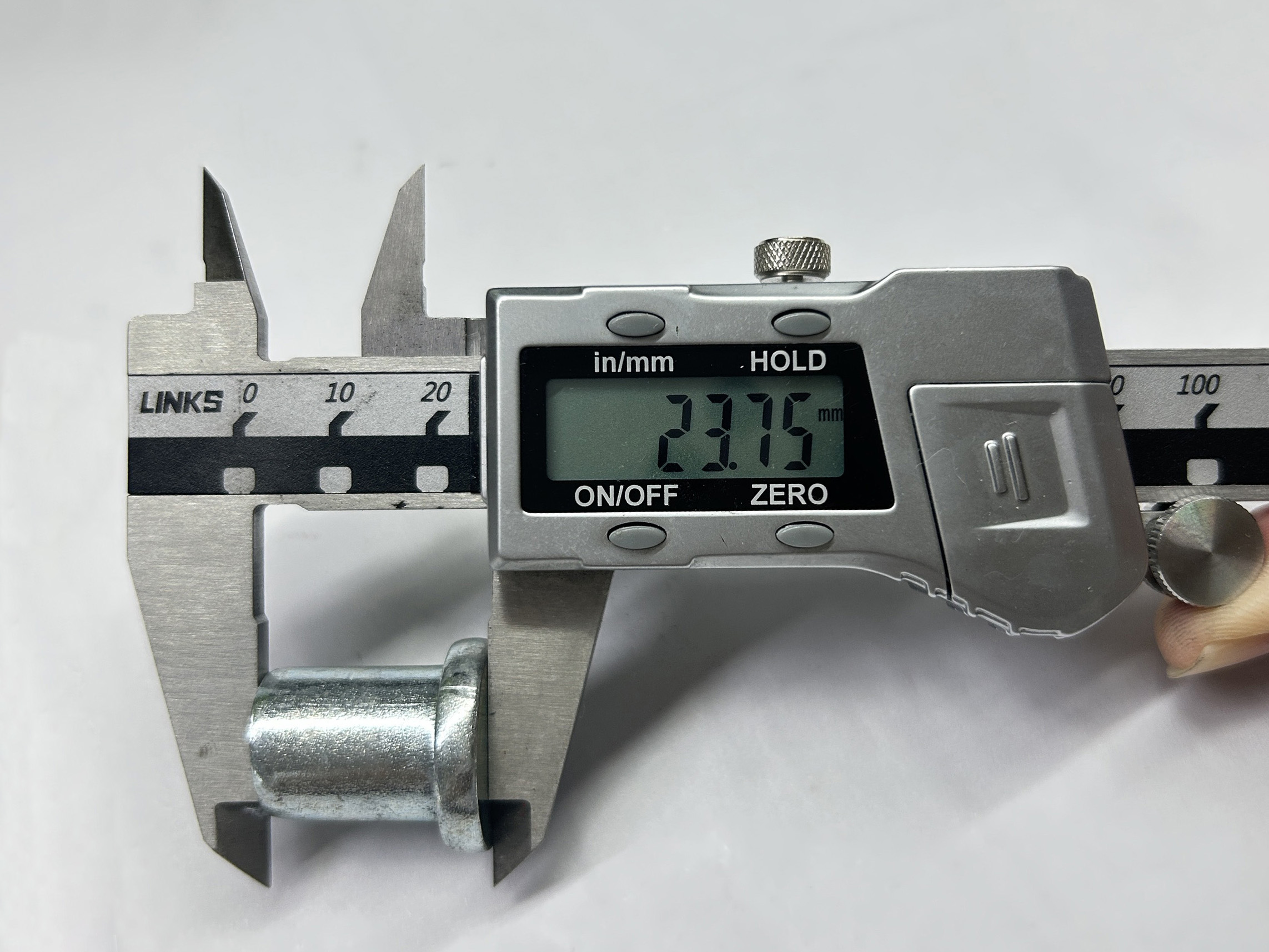 rivetto accoppiatore per ponteggi 