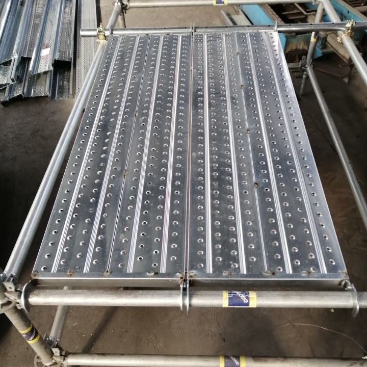 Scale per impalcature in passerella