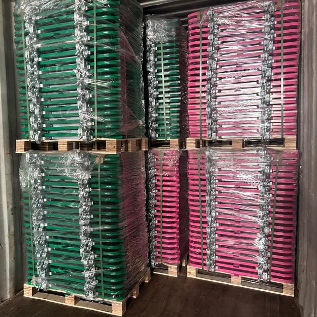 Cancelli di impalcature e caricamento della trappola