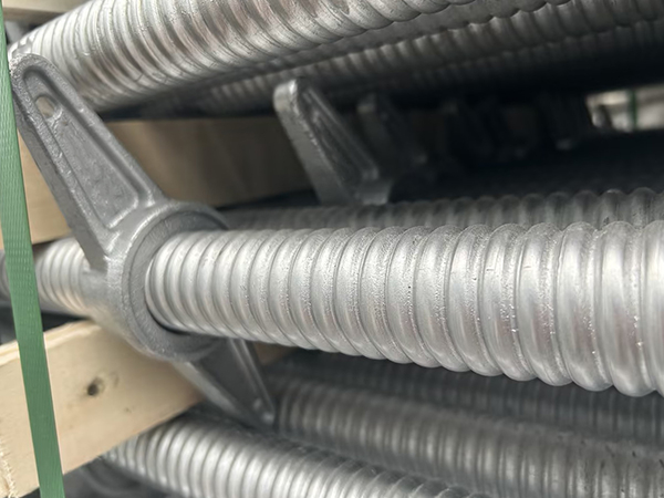 Maniglia per dado e martinetto di base