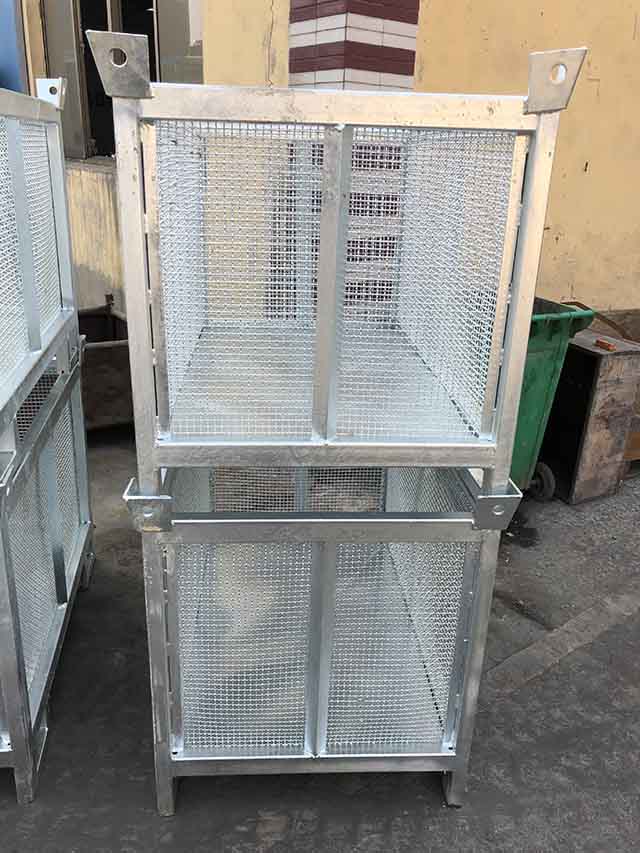 Pallet in acciaio 12