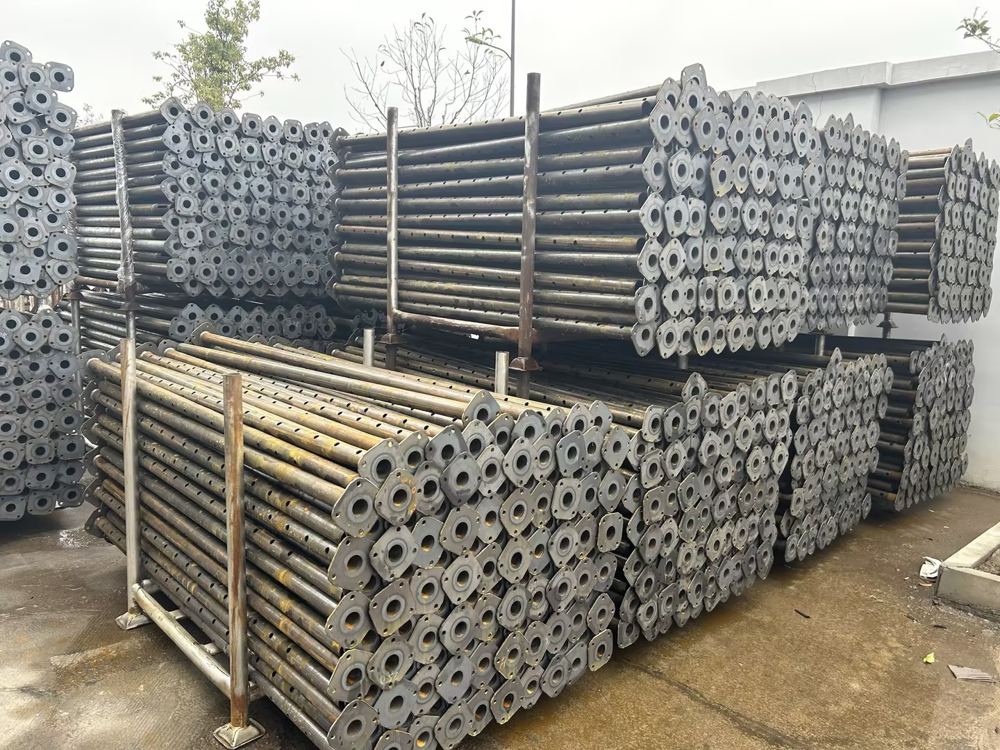 Shore Post Blackware