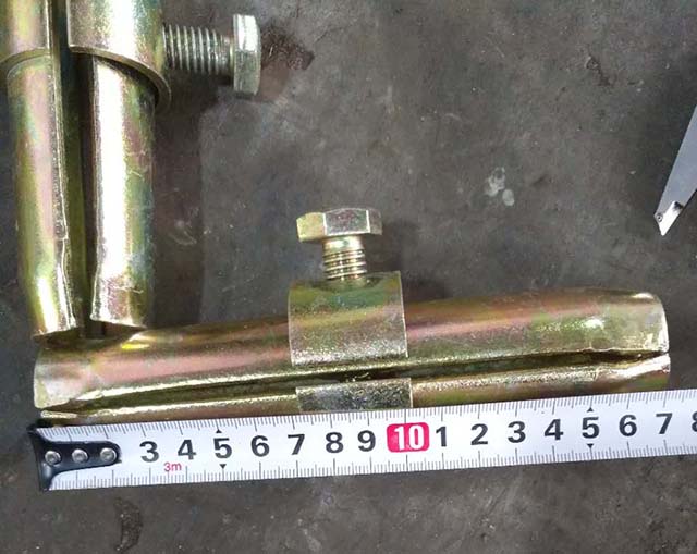 Pin del giunto premuto 08