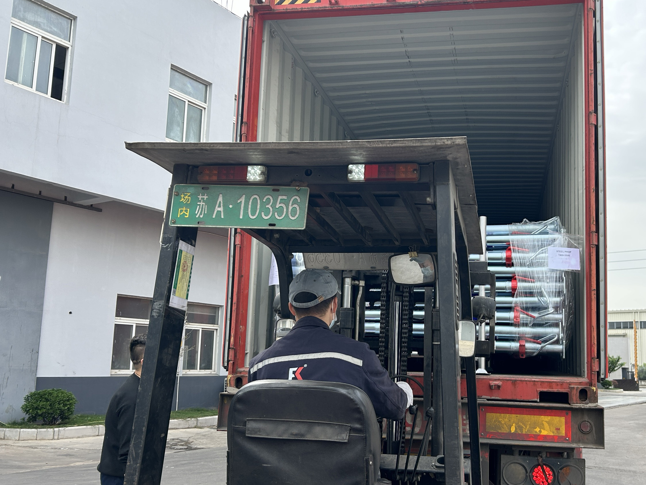 oggetti di scena per impalcature 