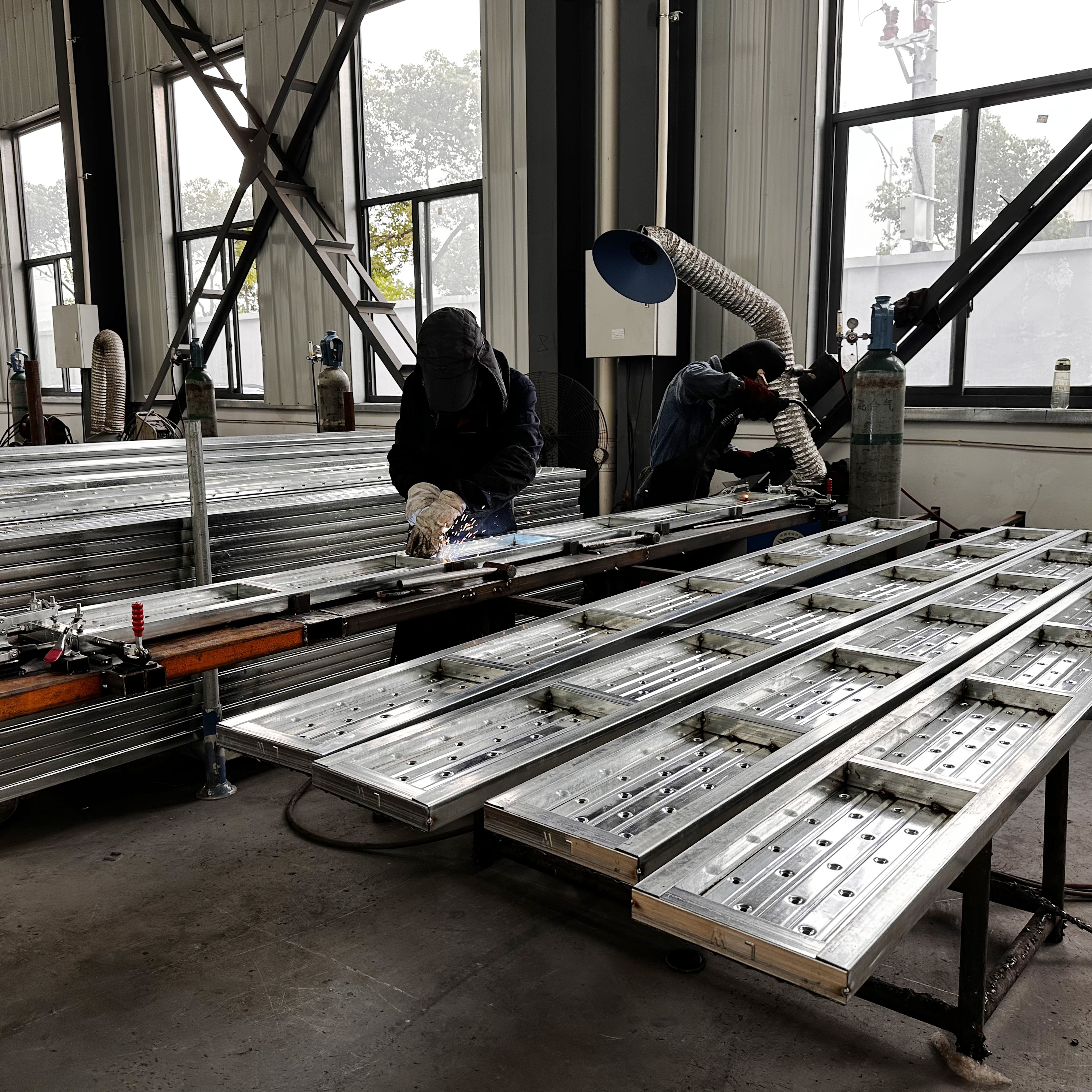 Planna in acciaio chiuso 