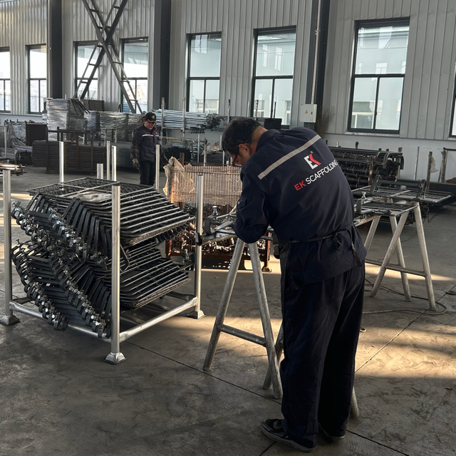 Porta della trappola delle impalcature