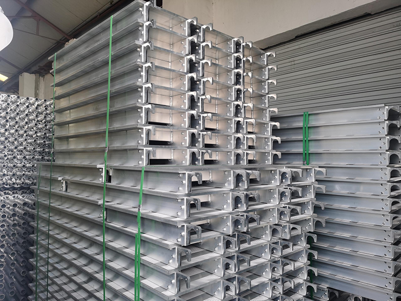 tavole per ponteggi in alluminio