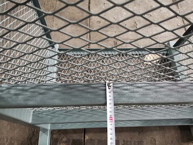 Pallet in acciaio 07