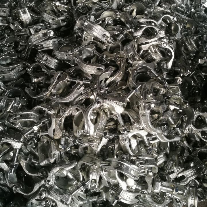 Accoppiatore girevole a caduta di tipo britannico forgiato