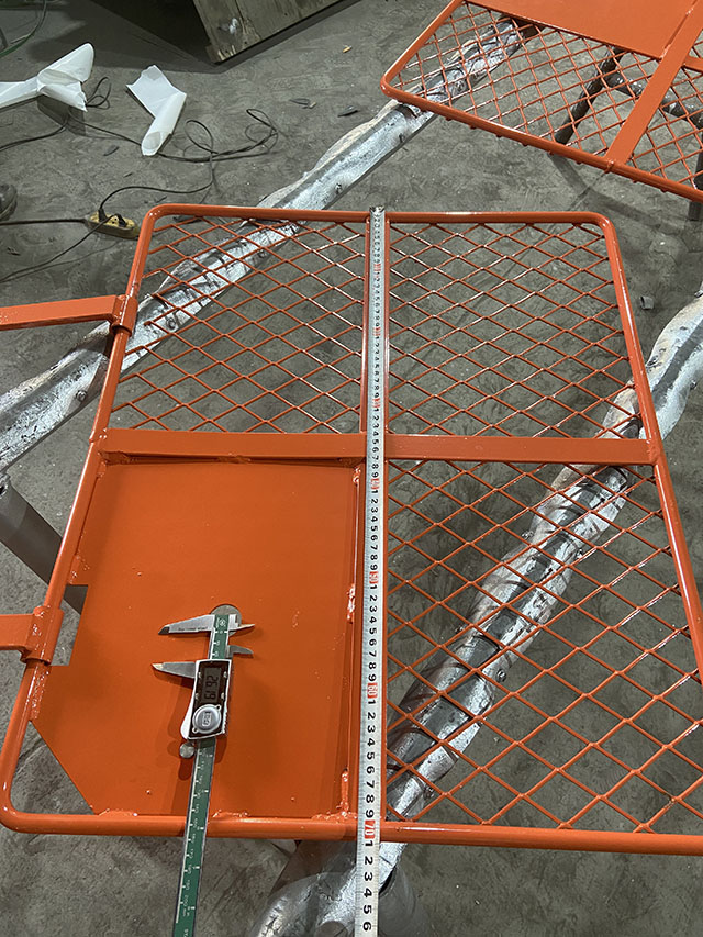 Porta della trappola delle impalcature 