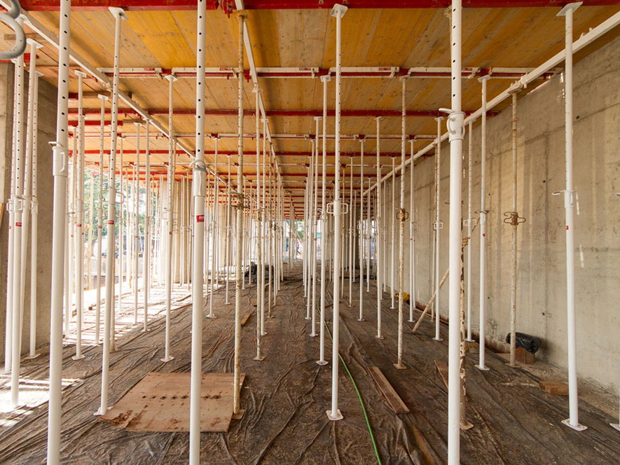 L'importanza degli oggetti di scena in acciaio nella costruzione