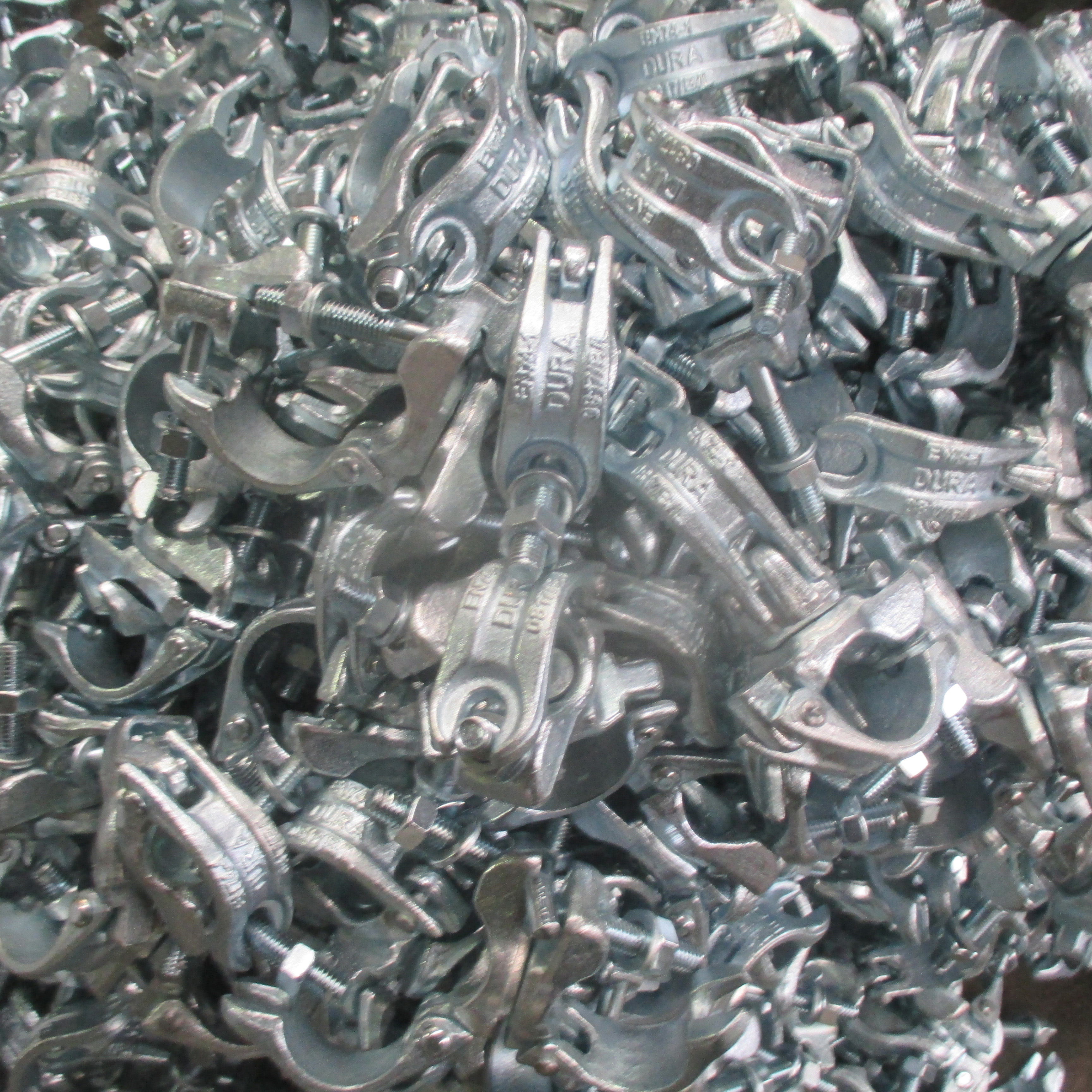 Rivoltare l'accoppiatore girevole forgiato