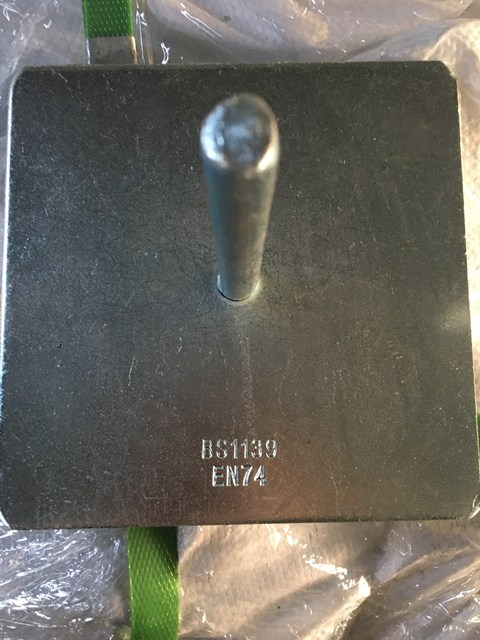 BS1139 EN74 Piastra di base rotonda con impalcatura a zinco