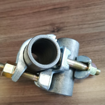 impalcature di accoppiamento angolo destro