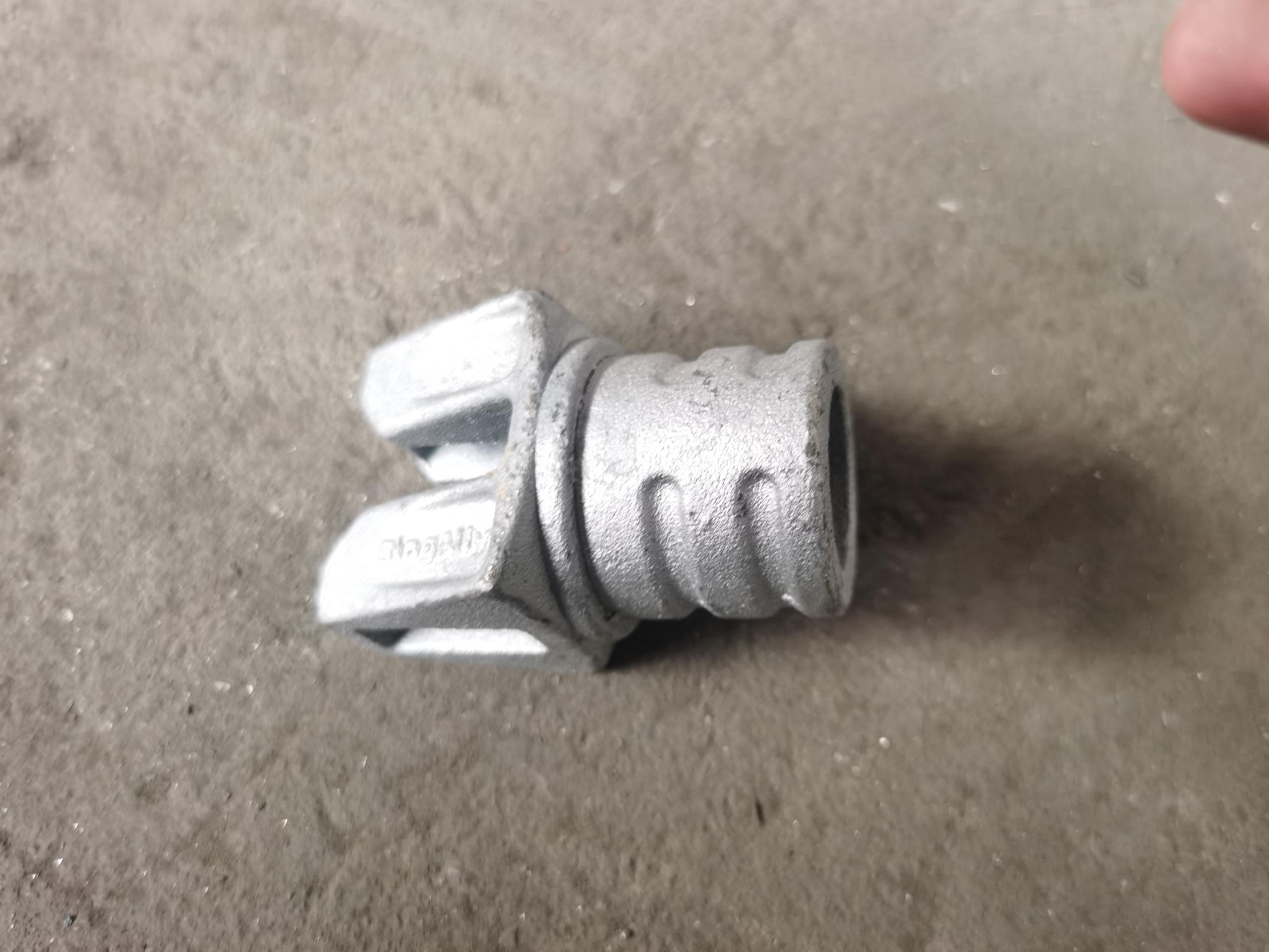 Testa del libro mastro con impalcature Ringlock