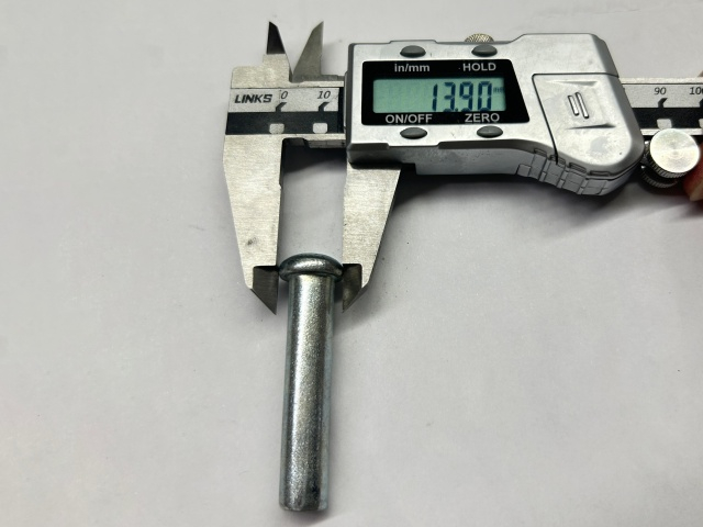 Dimensioni rivetto americano per accoppiatore per ponteggi