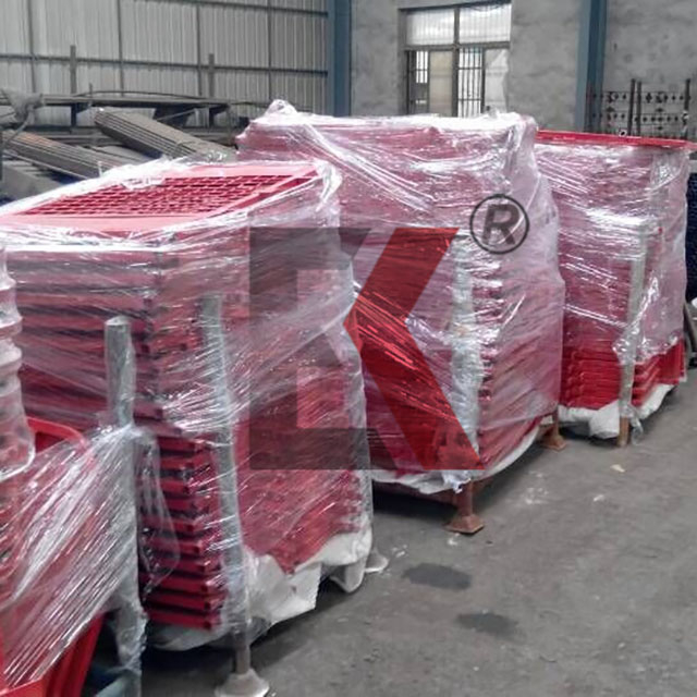 Porta della trappola delle impalcature