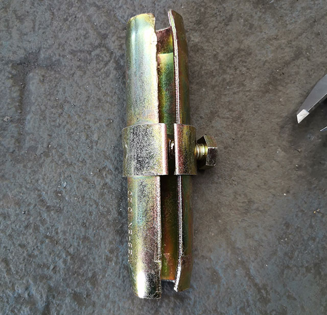 Accoppiatore del perno del giunto di impalcatura EN74