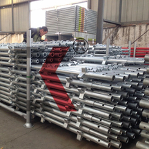 Clienti australiani Uso comune Sistema di impalcature KwikStage Galanized Vertical Standard