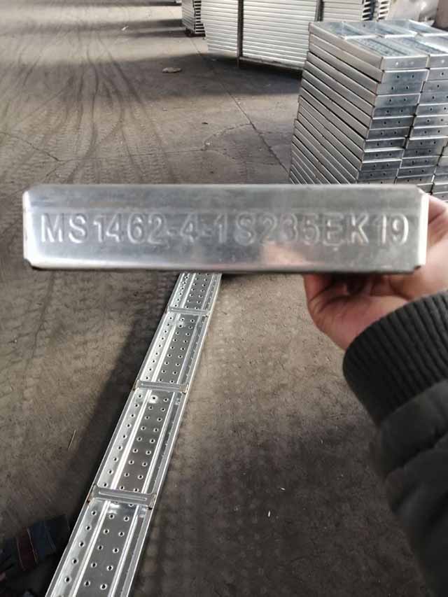 Plancia di metallo 10