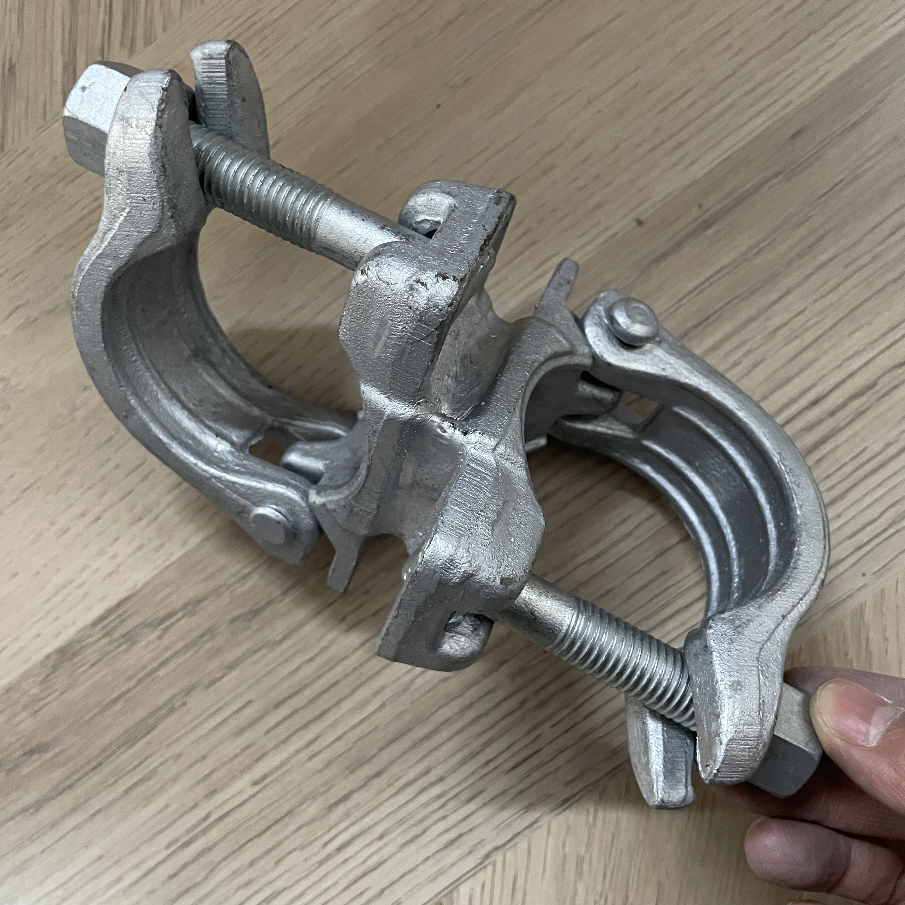 Accoppiatore Doppio 60 X 60 Morsetto per ponteggi a forma speciale