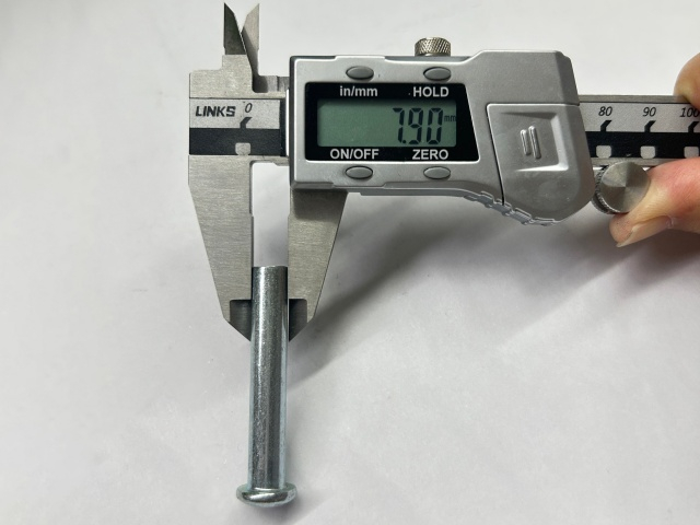 Dimensioni rivetto accoppiatore per ponteggi tedesco