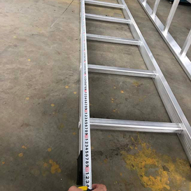 4M Scala verticale dell'impalcatura in alluminio