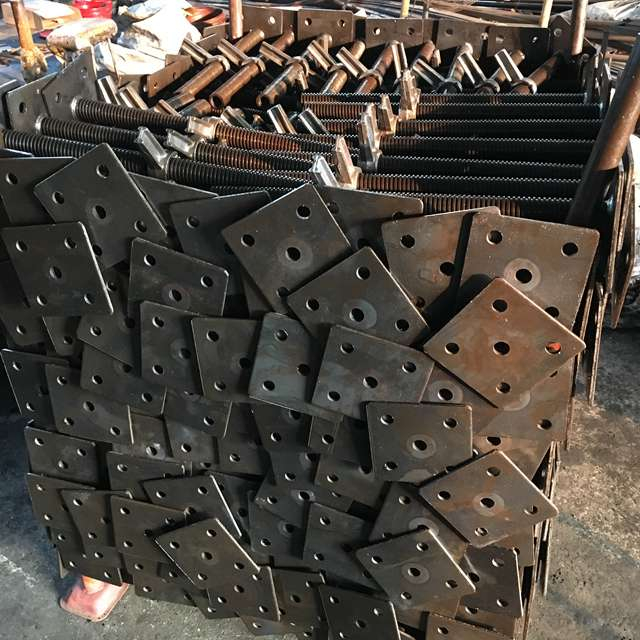 Jack a base di vite solida regolabile per la costruzione