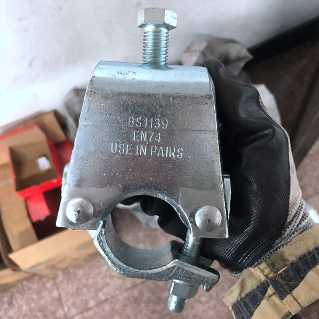 Gerderla a tratto fisso con impalcatura a zinco.