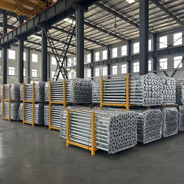 Oggetti di acciaio pesante