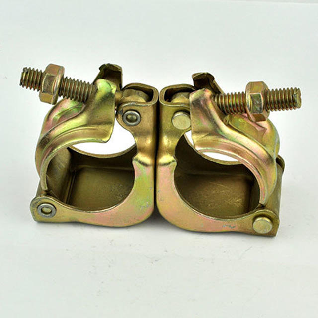 Accoppiatore per ponteggi di tipo giapponese 