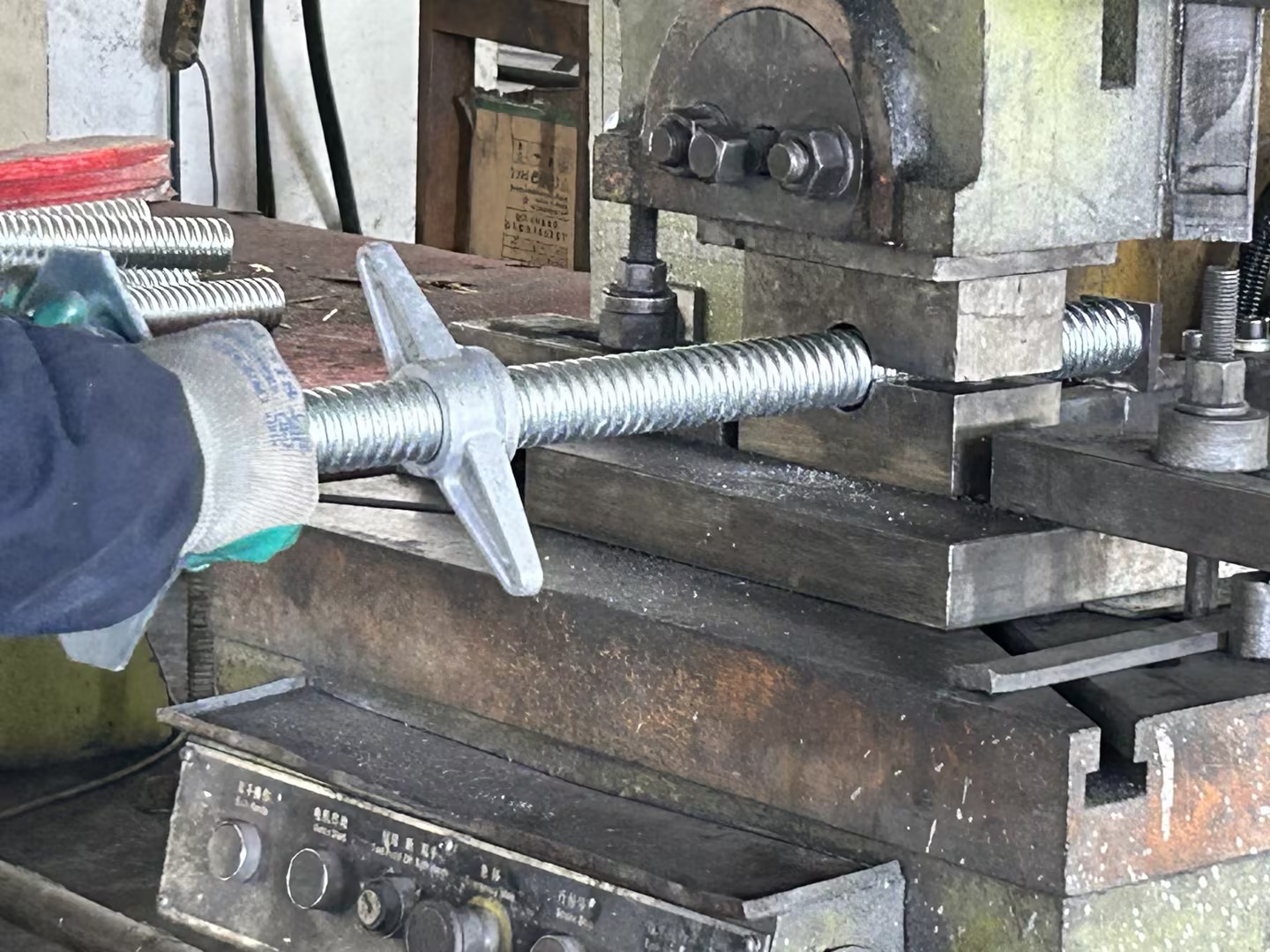 jack base distruggi i denti 