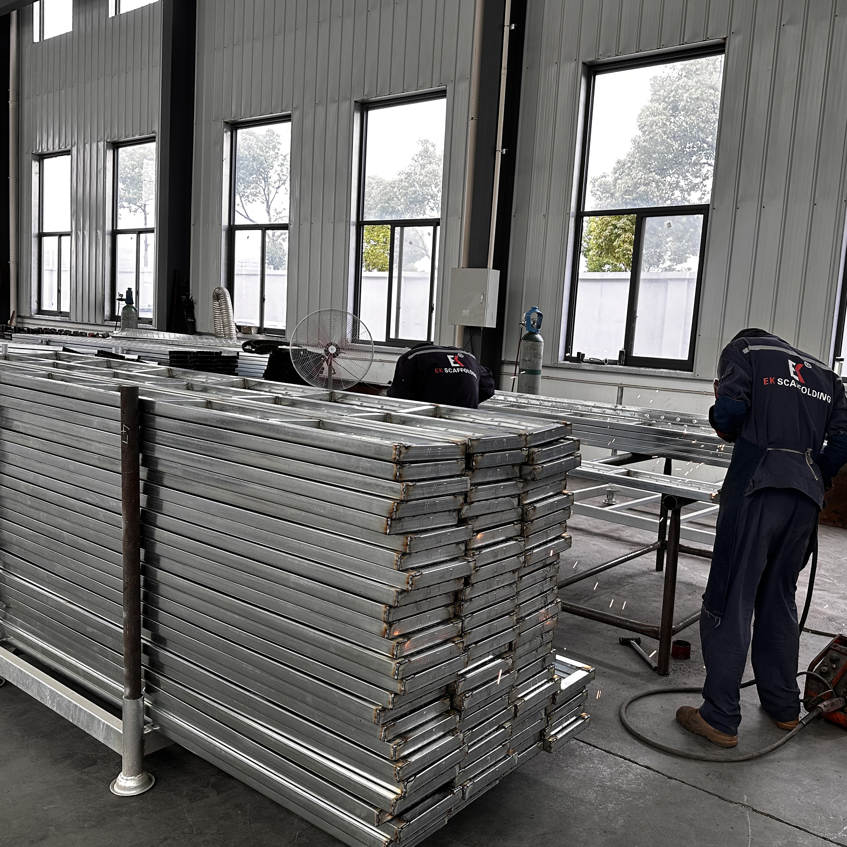 Plancia in acciaio chiuso 