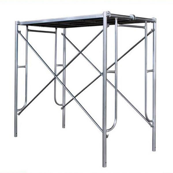 Costruzione del telaio della scala per impalcature