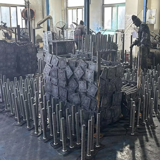 solido jack base regolabile