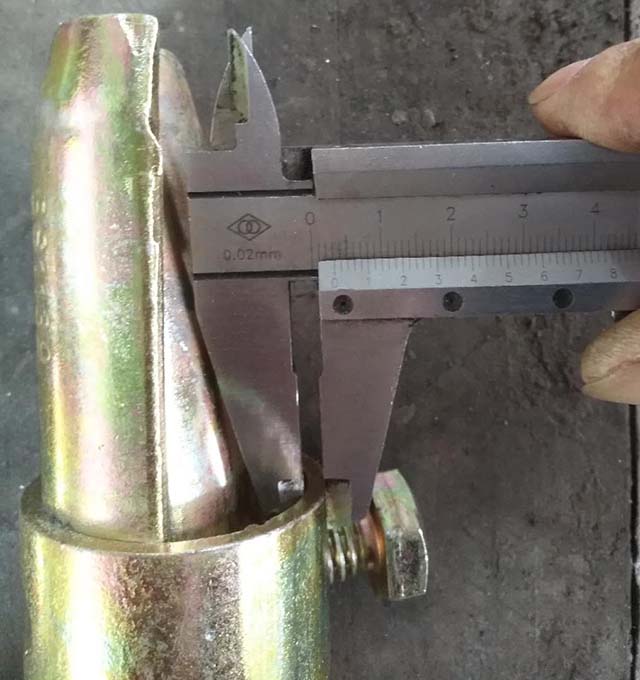 Pin del giunto premuto 11