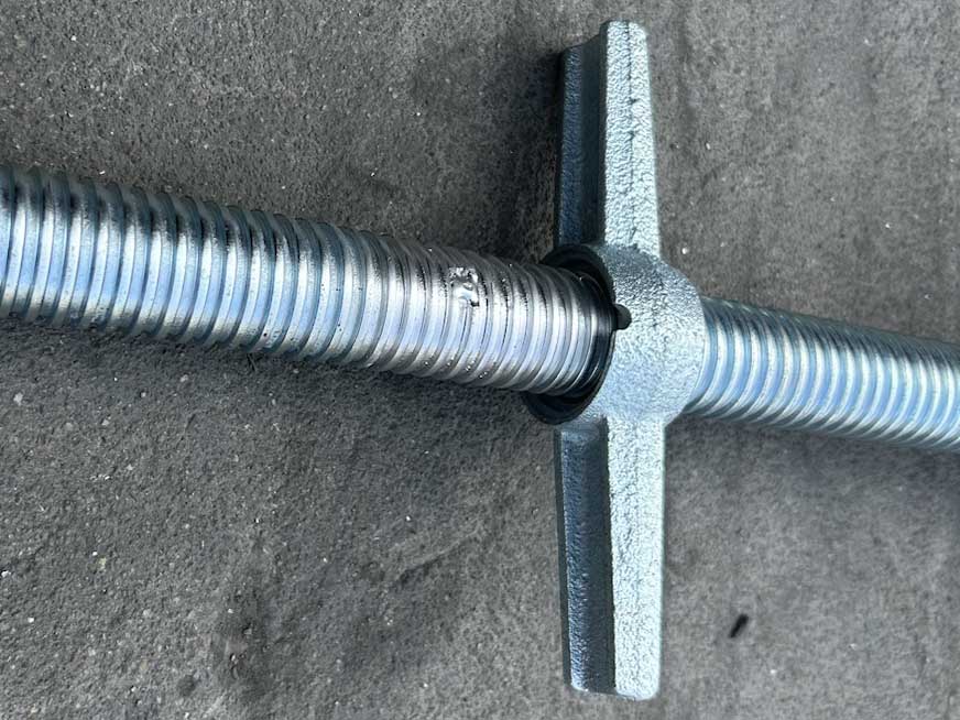 Dado di martinetto con base a vite