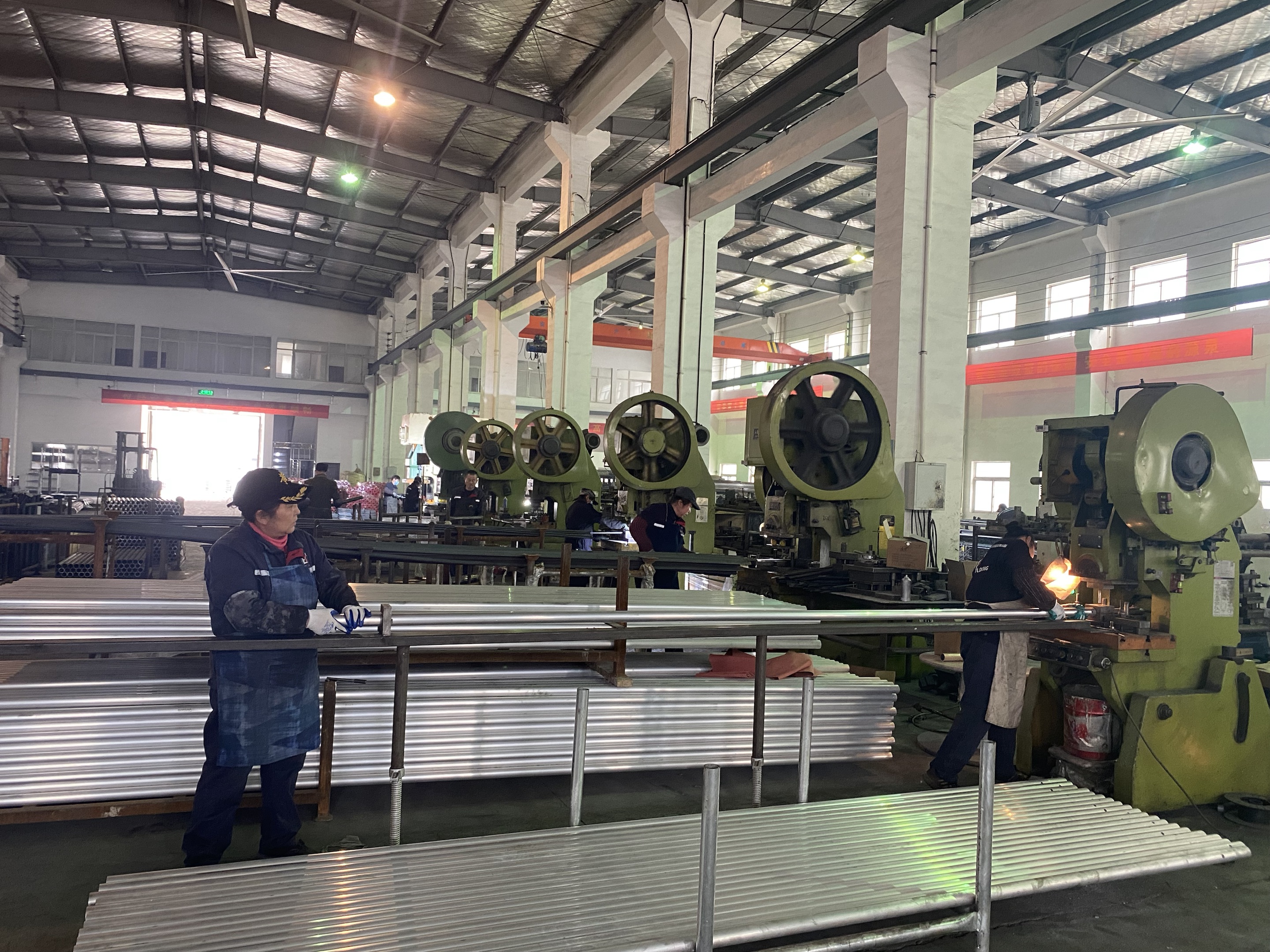 FABBRICAZIONE E CEMBRO DELLA CEMBRO DELL'ANNIVERSARIO 