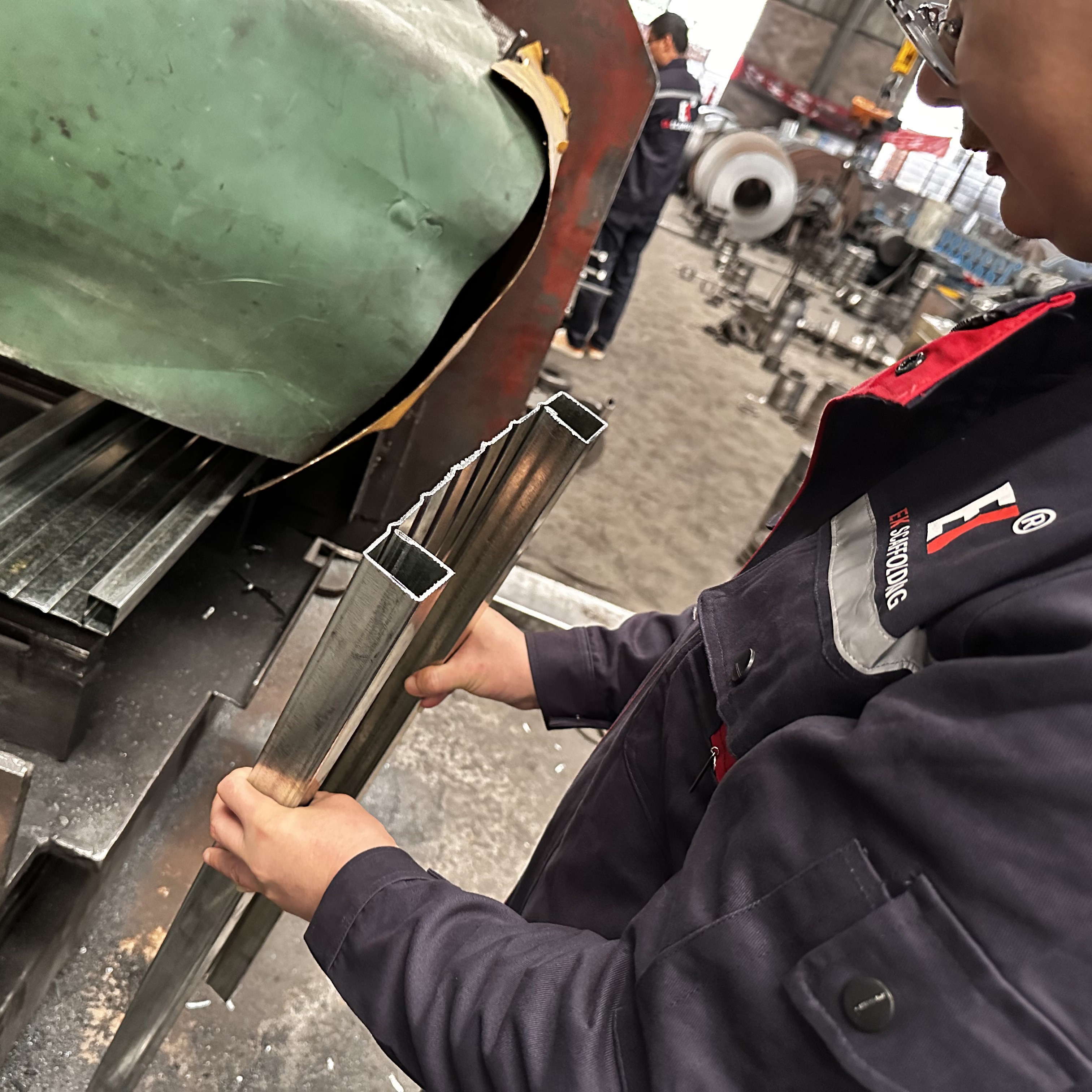 tavola in acciaio chiuso