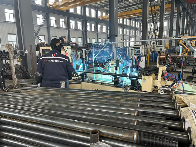 macchina per oggetti di scena in acciaio