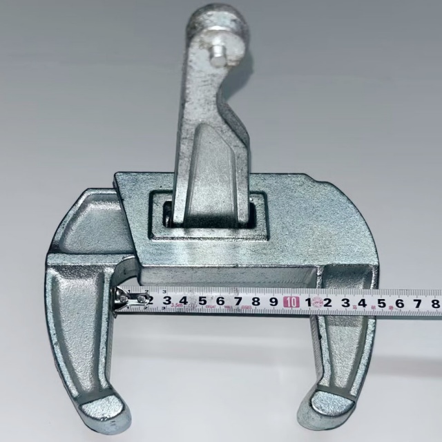 Morsetto per cassaforma con bloccaggio a cuneo argento
